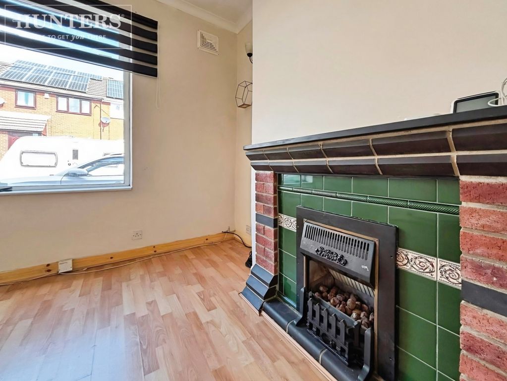 Property photo 3 of 13 Pbox-Img.Jpg