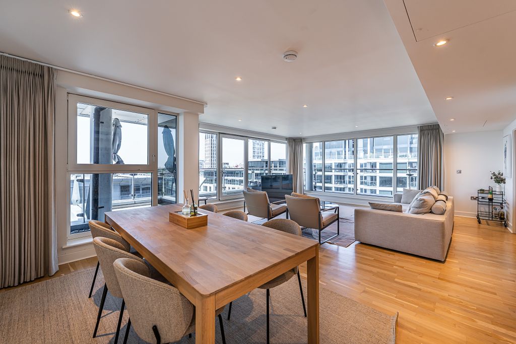Property photo 1 of 15 1