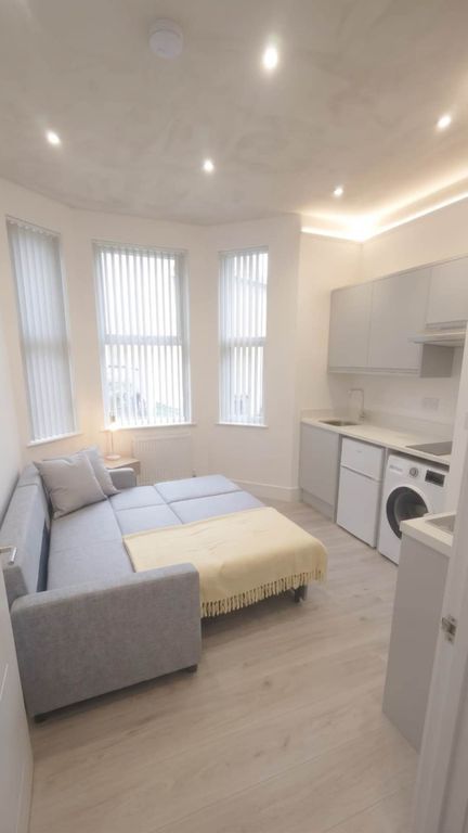 Property photo 2 of 5