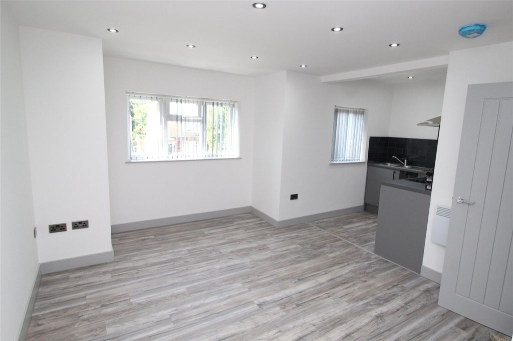 Property photo 3 of 7 Picture No. 04