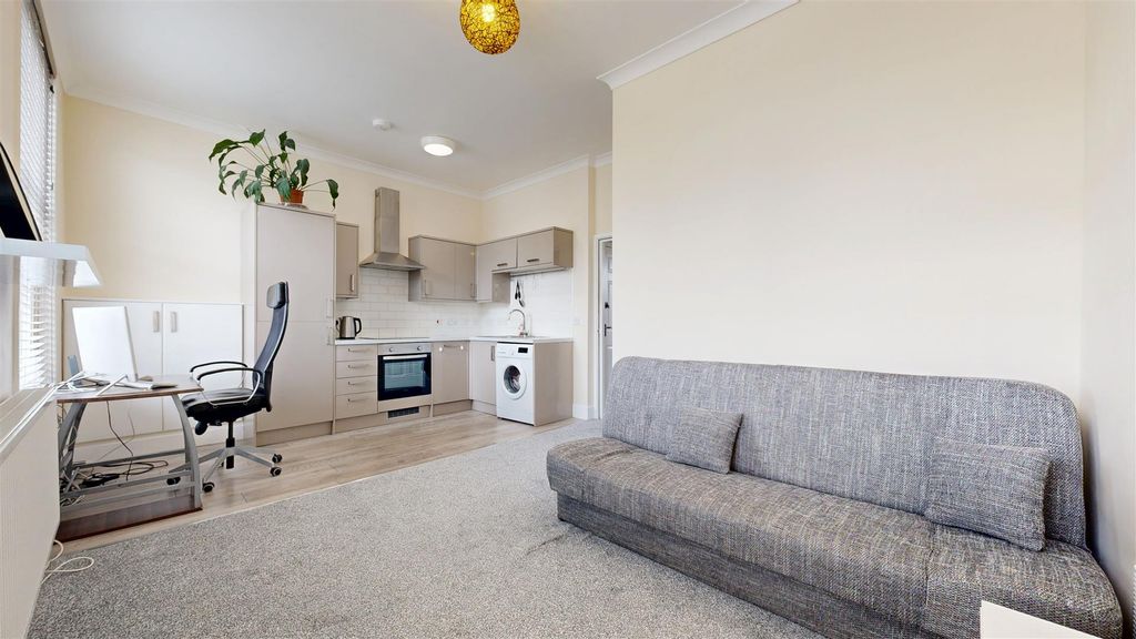 Property photo 1 of 9 03172026_121111.Jpg