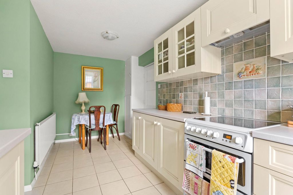Property photo 3 of 26