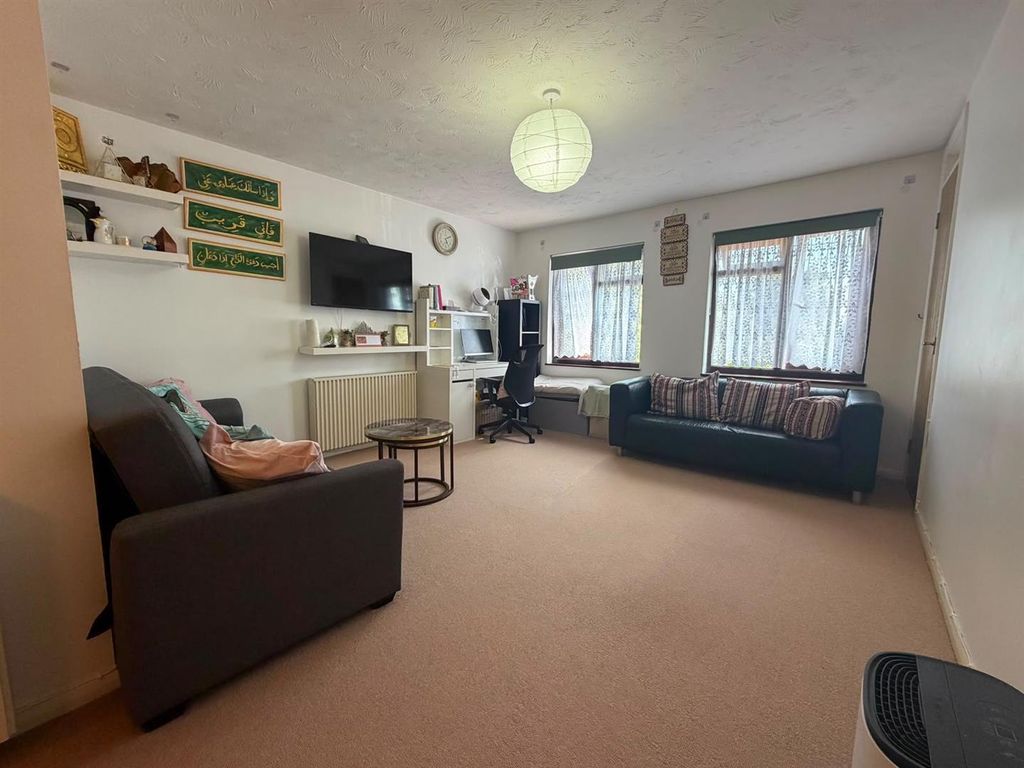 Property photo 3 of 8 Living Room