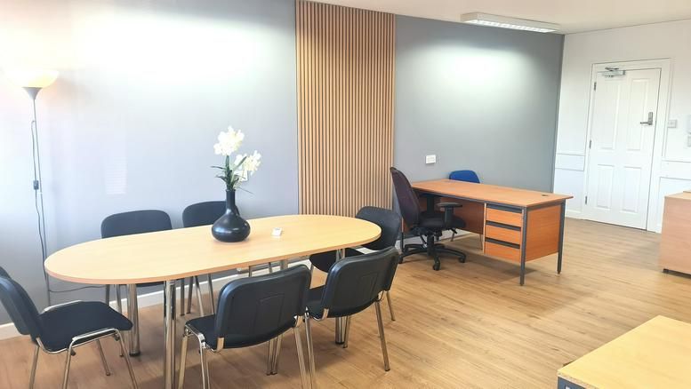 Property photo 3 of 26