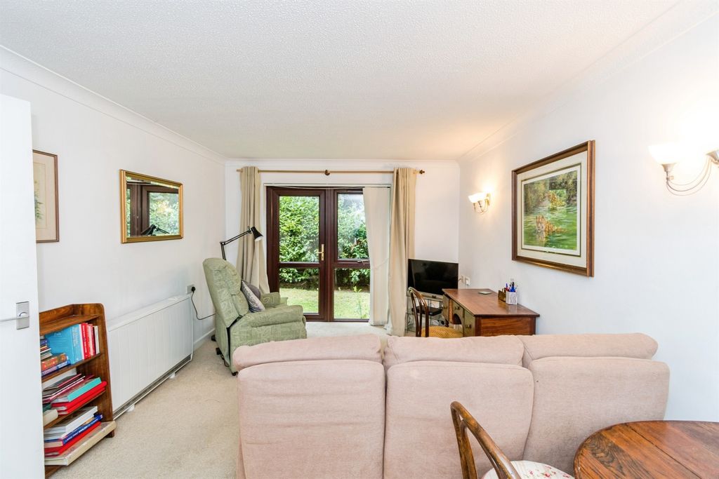 Property photo 3 of 13