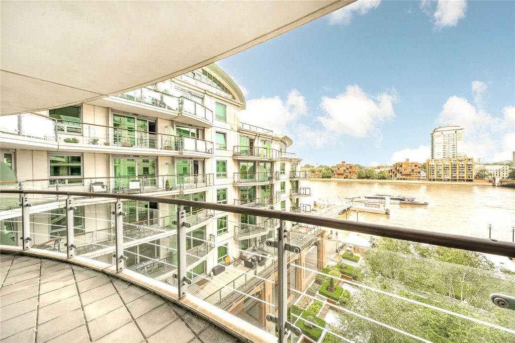 Property photo 2 of 12 Picture No. 11