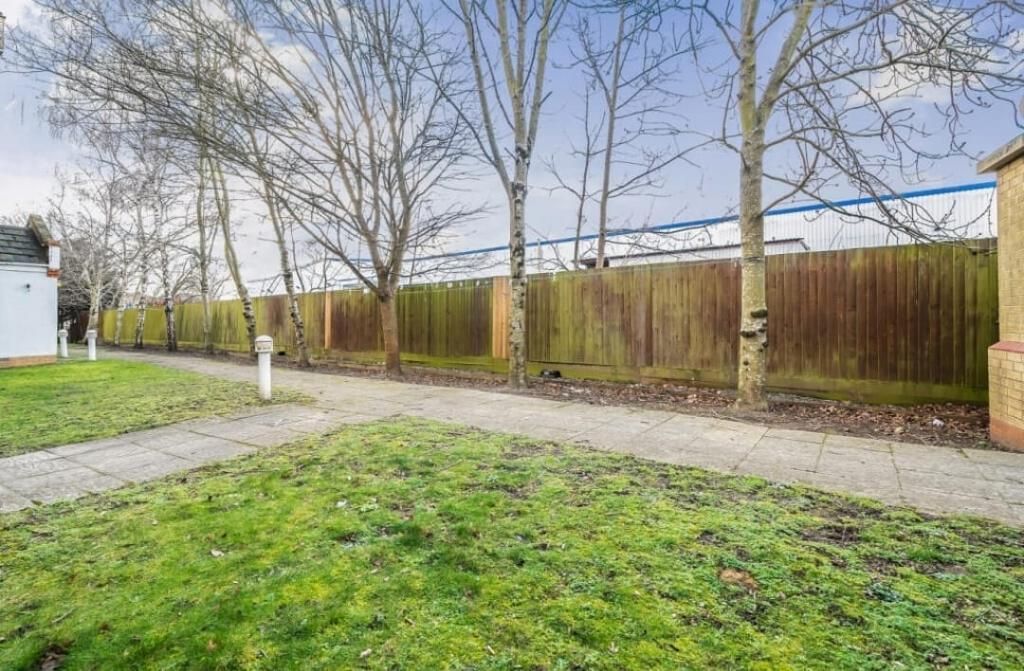 Property photo 3 of 9 Photo 3