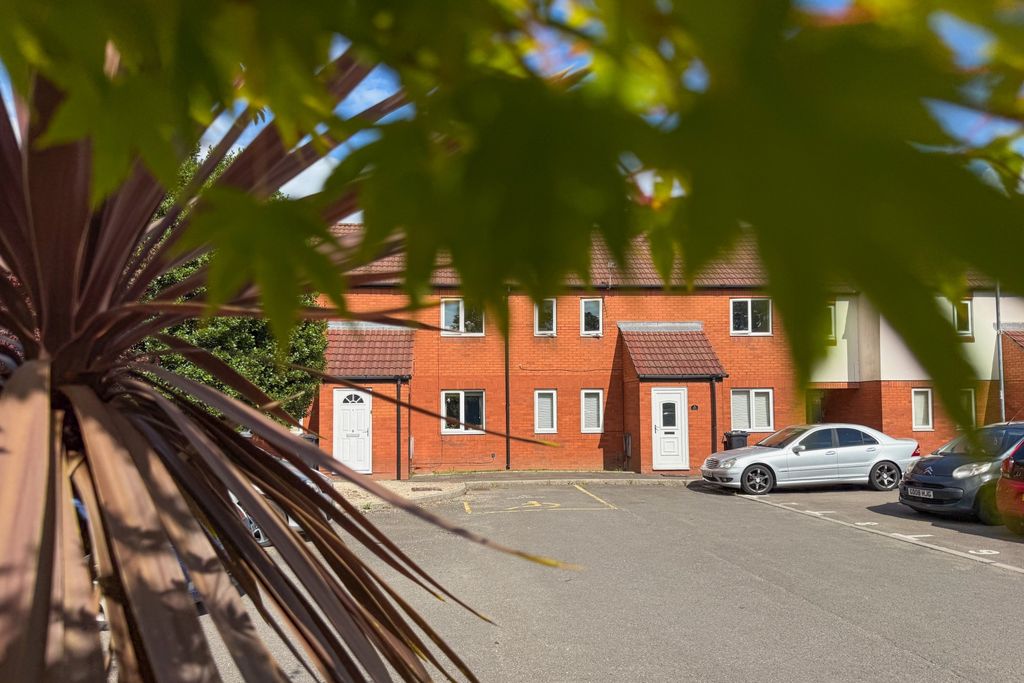 Property photo 1 of 17 Ext1