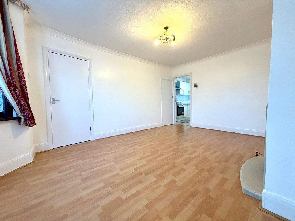 Property photo 2 of 13 Living Room