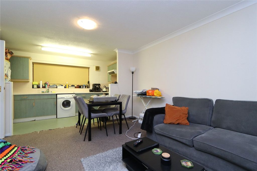 Property photo 2 of 9 Picture No. 08