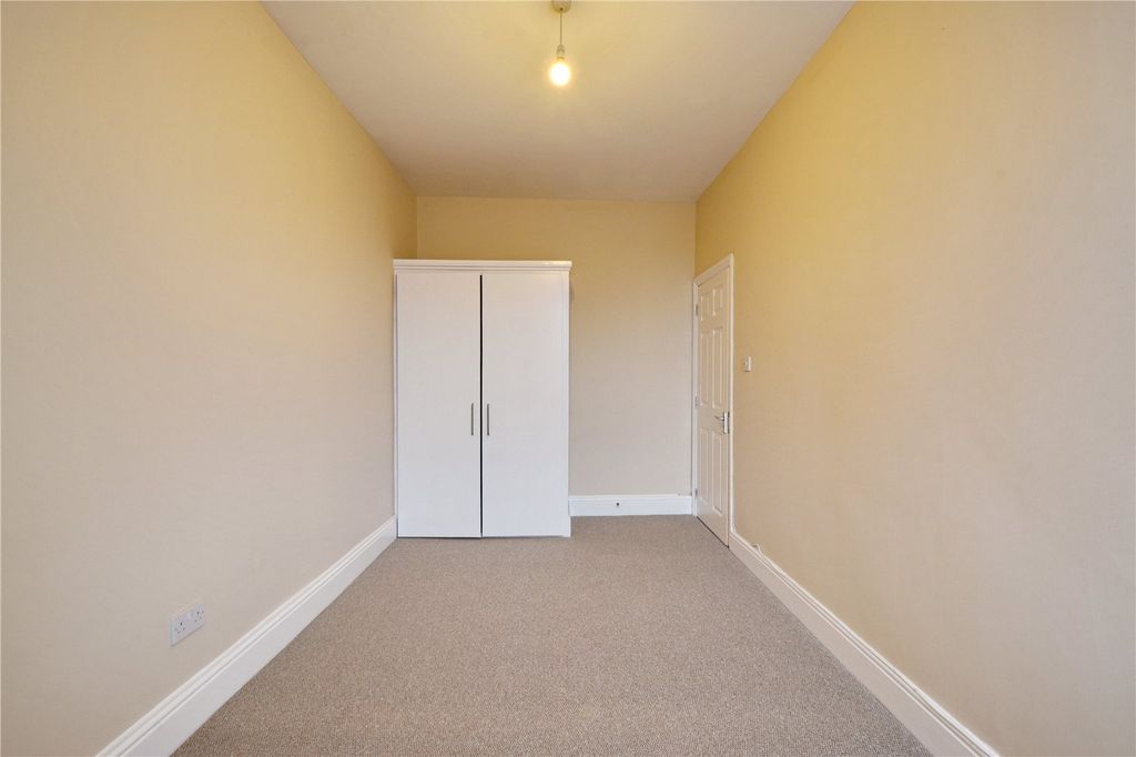 Property photo 3 of 9 Picture No. 19