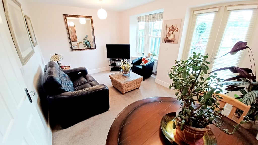 Property photo 2 of 26 20251016_133910