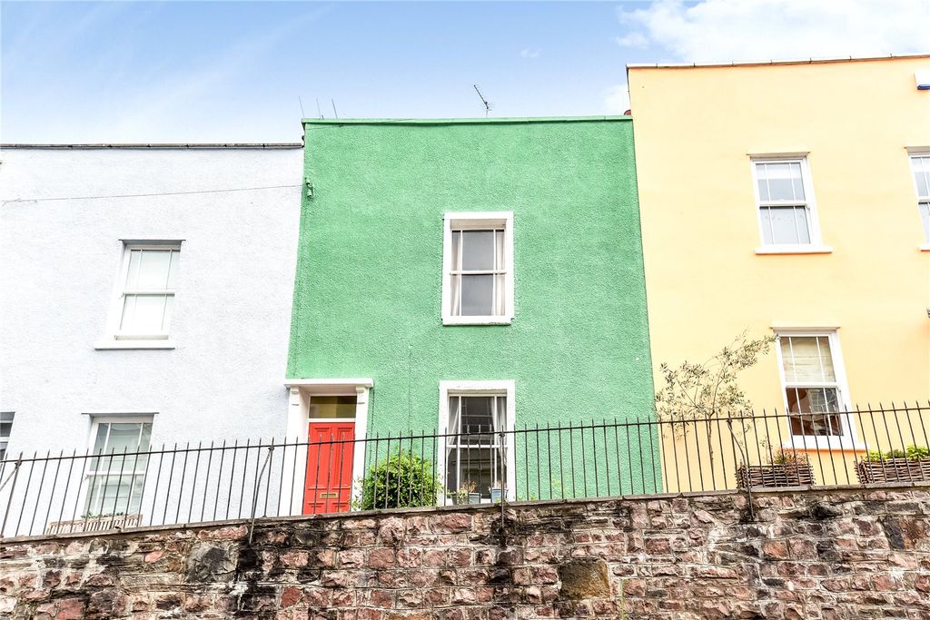 Property photo 2 of 8 Picture No. 07