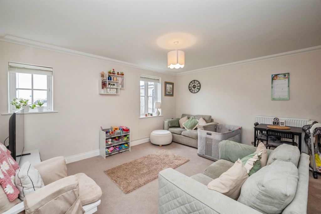 Property photo 2 of 16