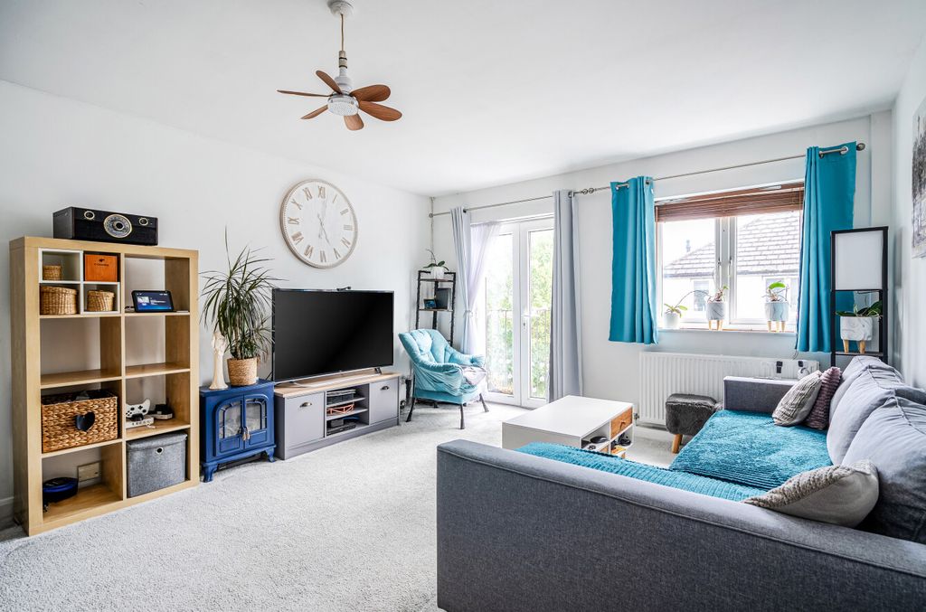 Property photo 3 of 12 1525723-13-1A0ee0...