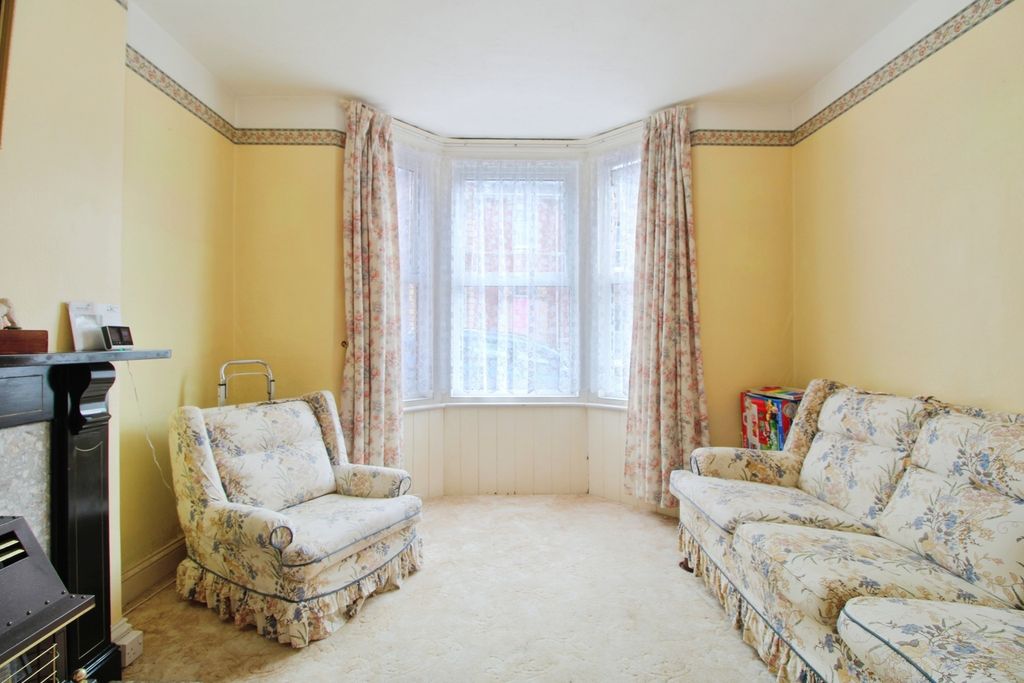 Property photo 2 of 21 Pbox-Img.Jpg