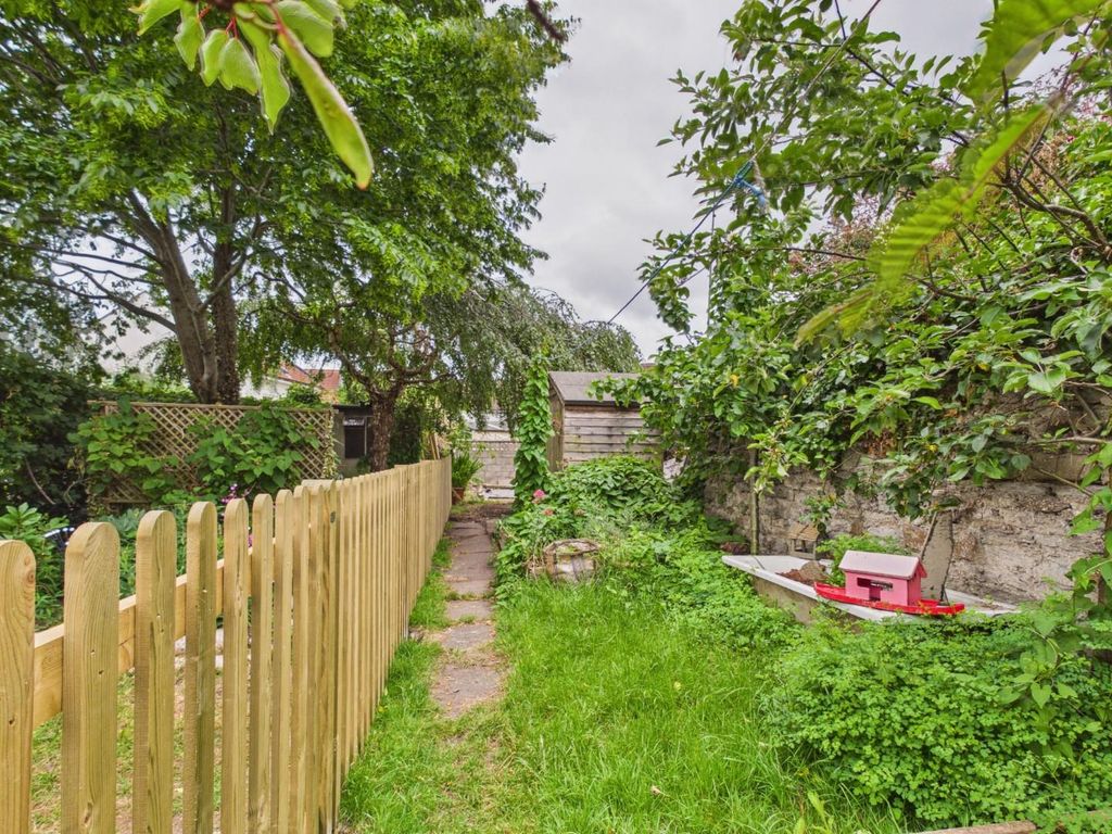 Property photo 2 of 19 Cam01576G0-Pr0374-Still017.Jpg