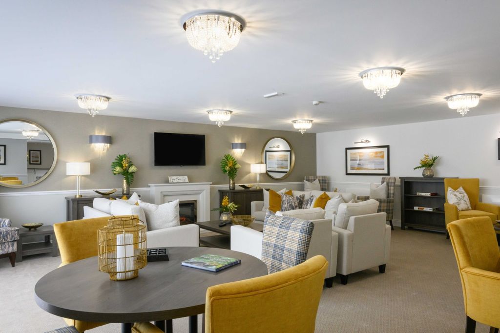 Property photo 2 of 8 Picture No. 05