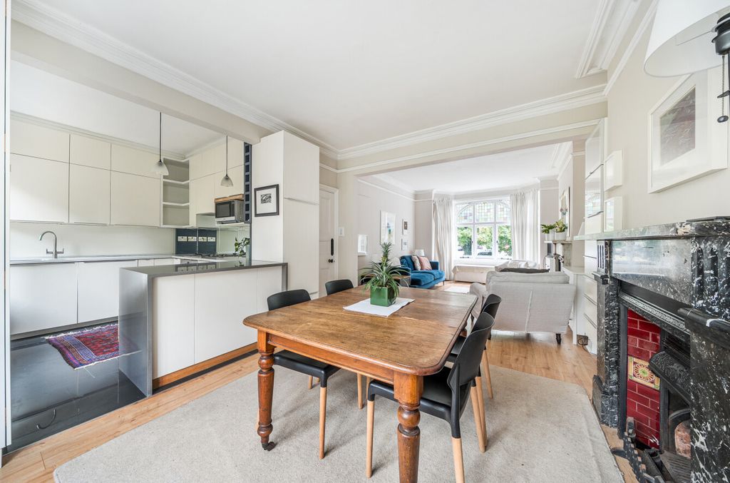 Property photo 2 of 19 Open Plan Living