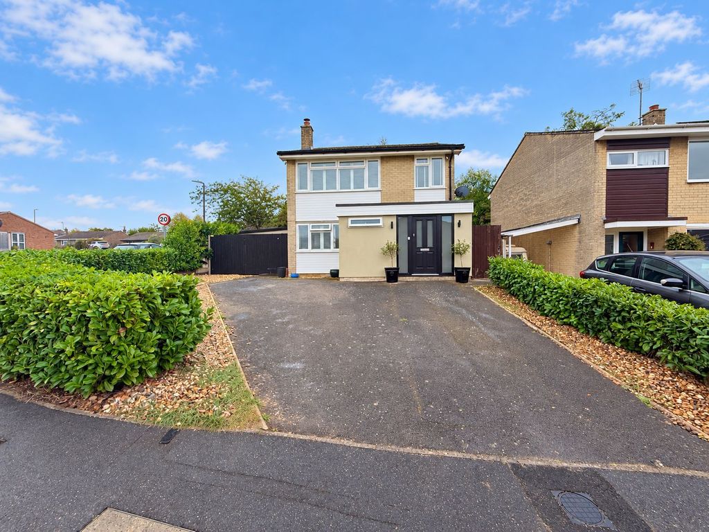 Property photo 1 of 17