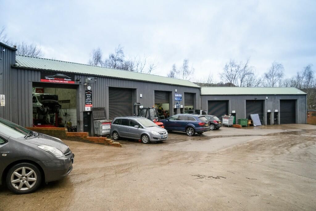 Property photo 1 of 30 Building External 