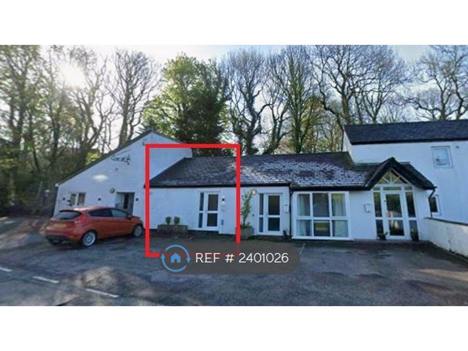 Property photo 1 of 28
