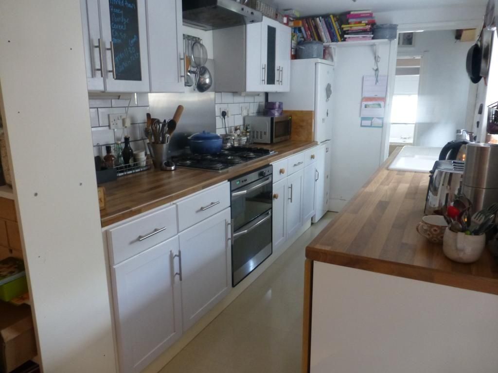 Property photo 3 of 10 Kitchen - 4 Essex.Jpeg