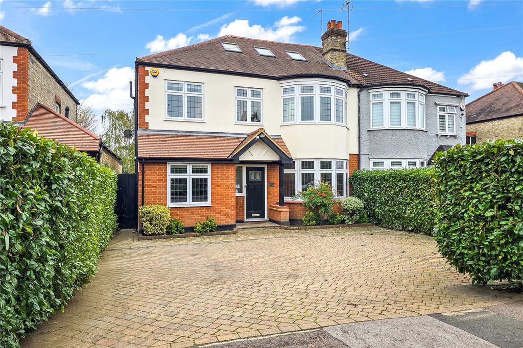 Property photo 1 of 27 Picture No. 02