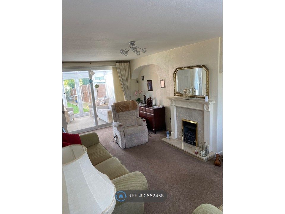 Property photo 2 of 24