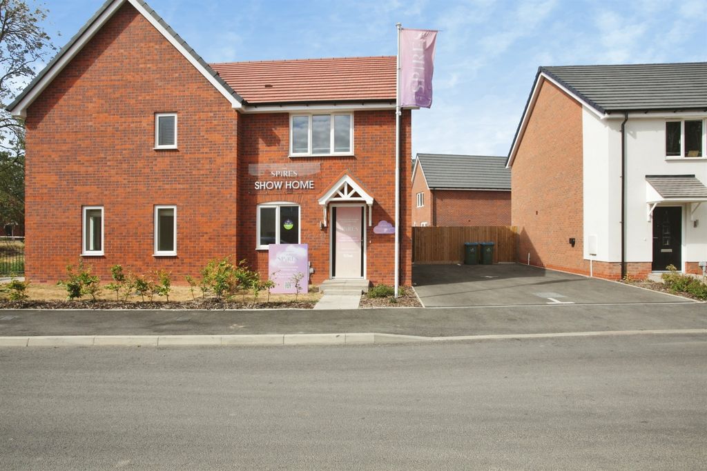 Property photo 2 of 21