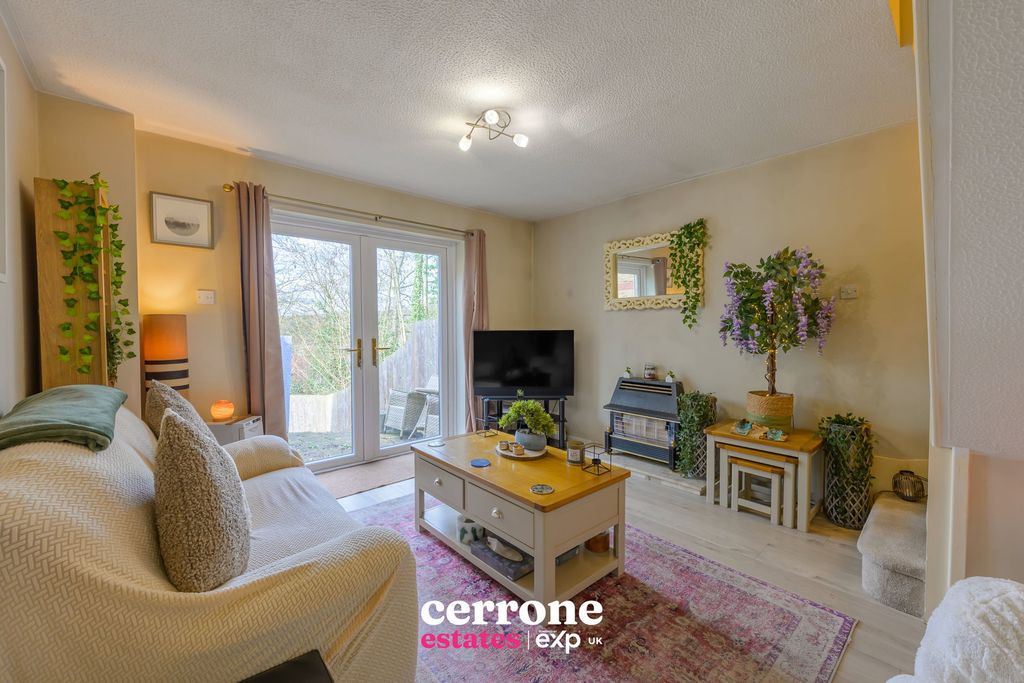 Property photo 2 of 16