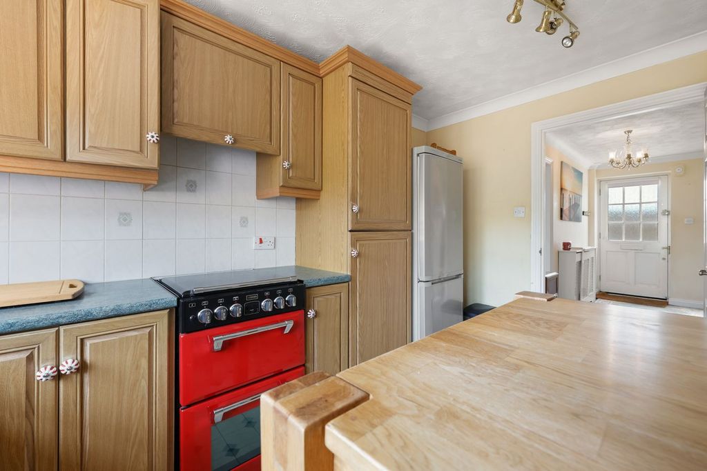 Property photo 3 of 19