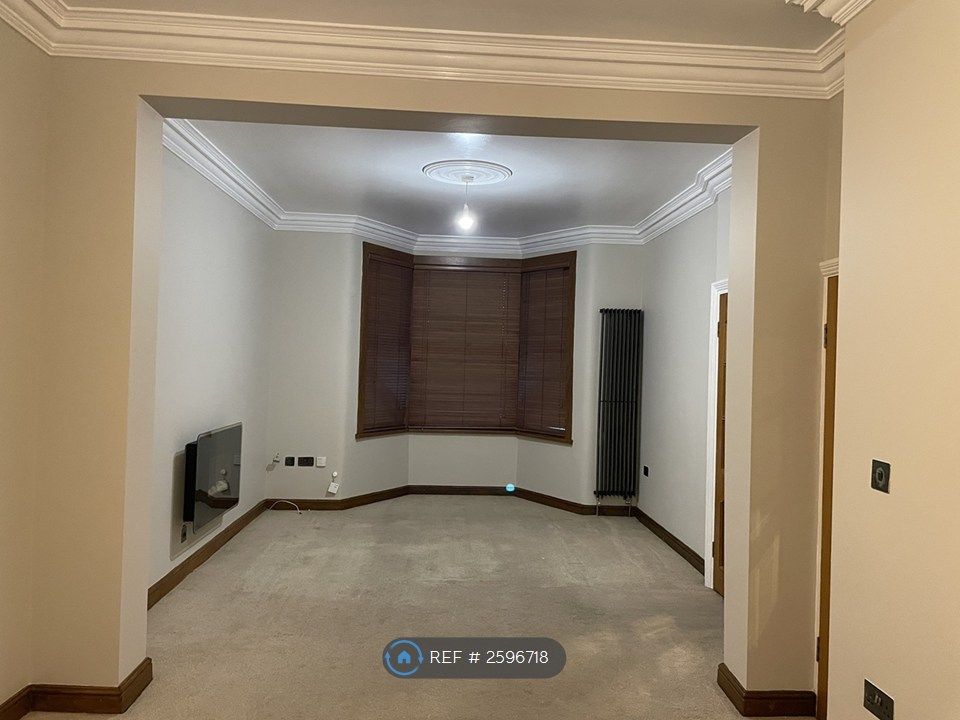 Property photo 2 of 14 Living Room
