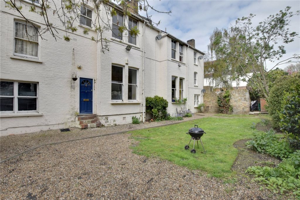 Property photo 2 of 18 Picture No. 41