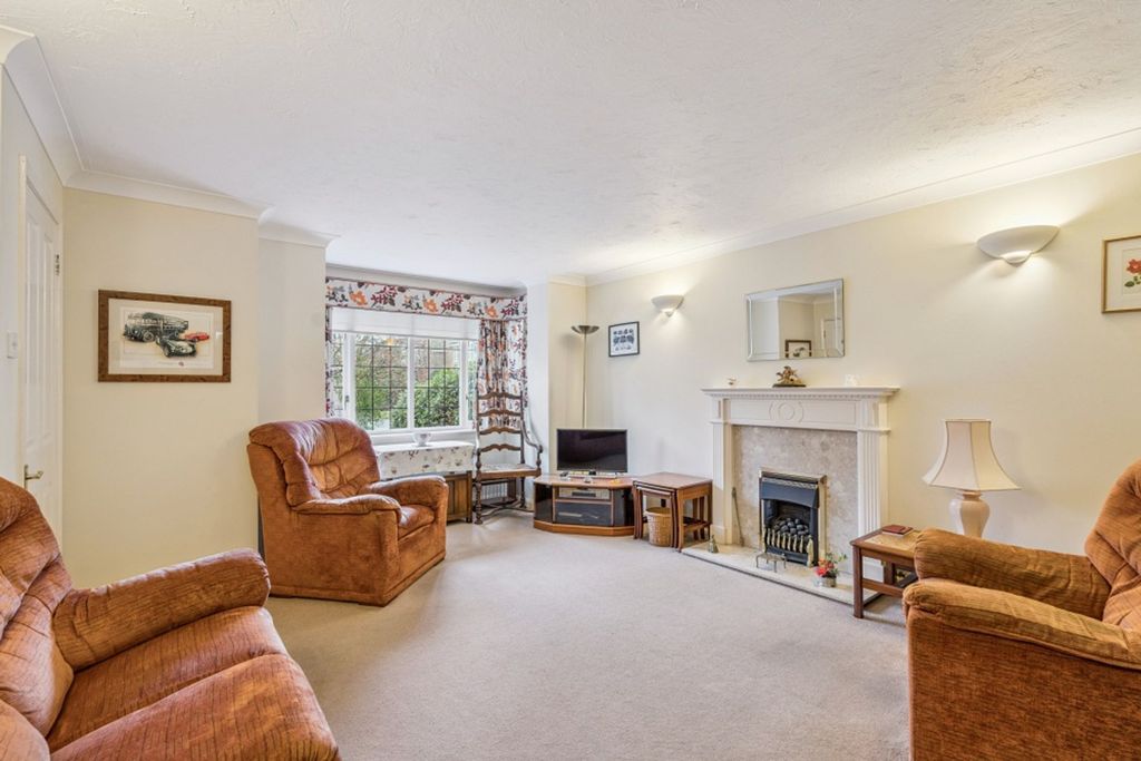 Property photo 3 of 10