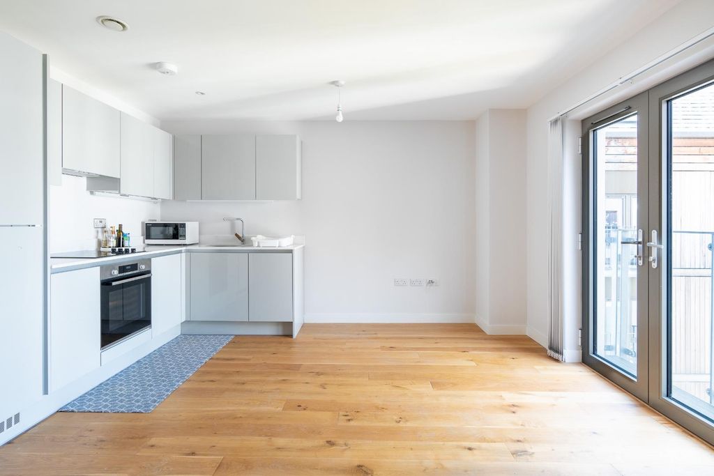 Property photo 1 of 17 Olh06987-Hdr.Jpg