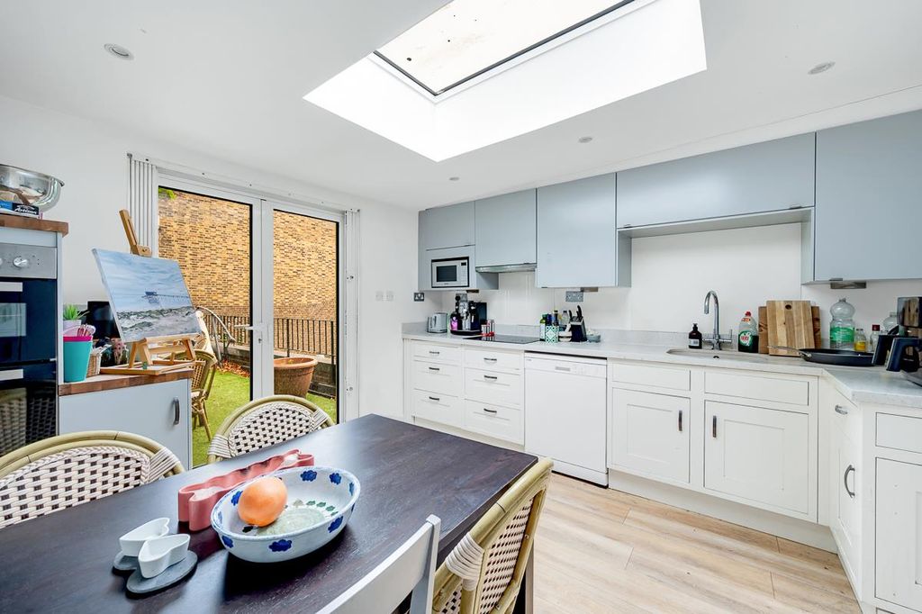 Property photo 1 of 9 Tff 12 Beauclerc Road-5.Jpg