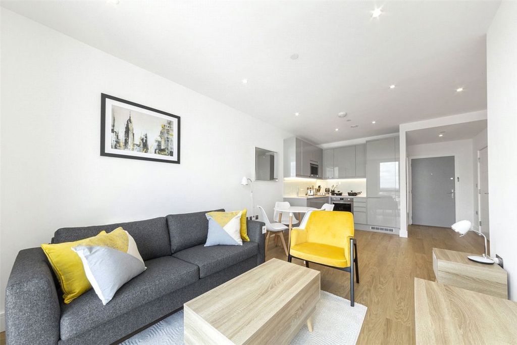 Property photo 1 of 6