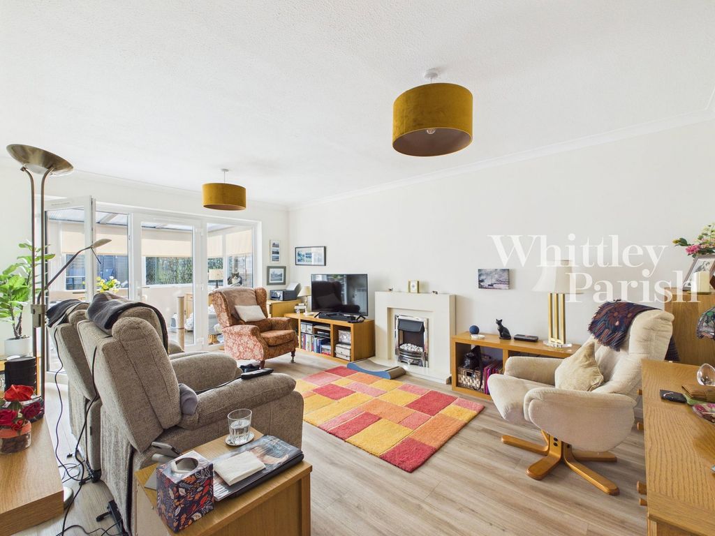 Property photo 3 of 11