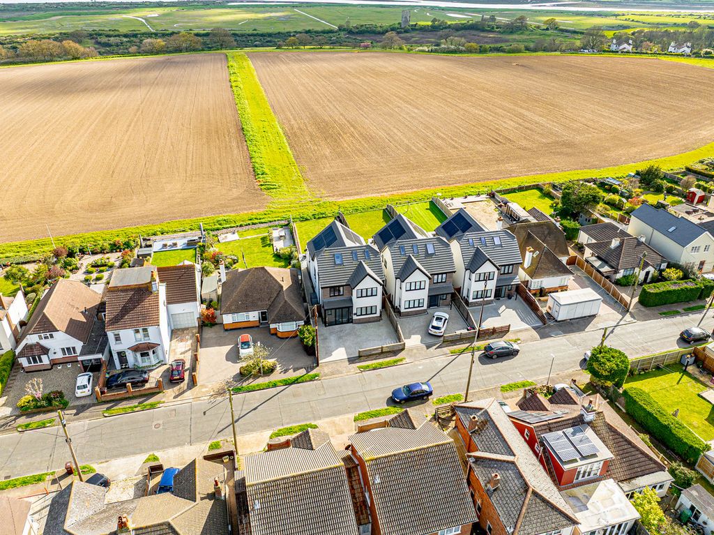 Property photo 1 of 47