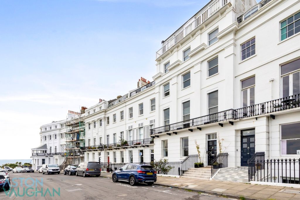 Additional image 23 of 4 bed flat for saleLewes Crescent, Brighton, East Sussex BN2