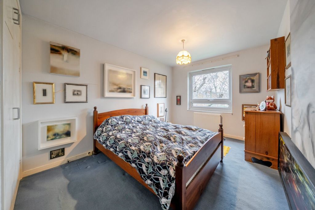 Property photo 3 of 13 Picture No. 11