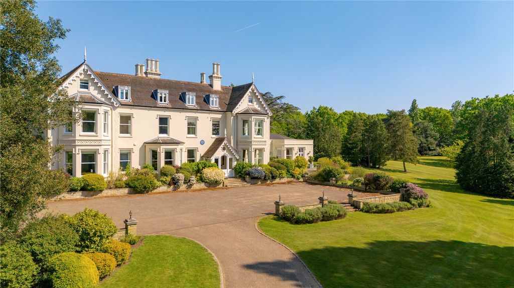 Property photo 1 of 29 Frontage