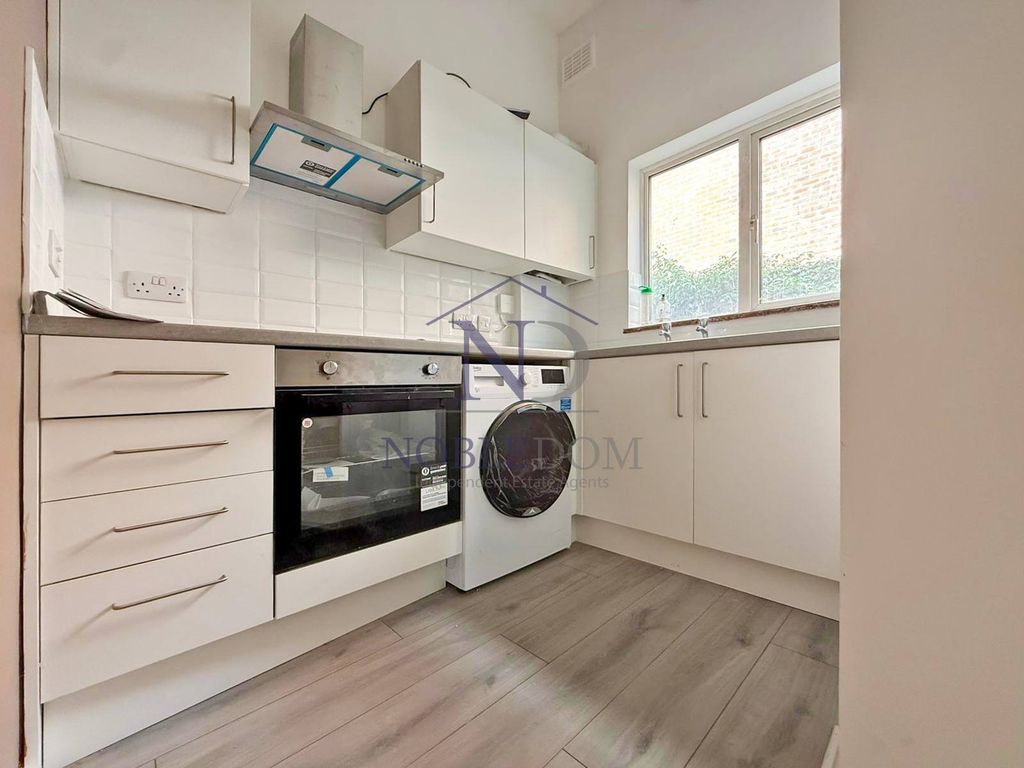 Property photo 2 of 10 Gallery