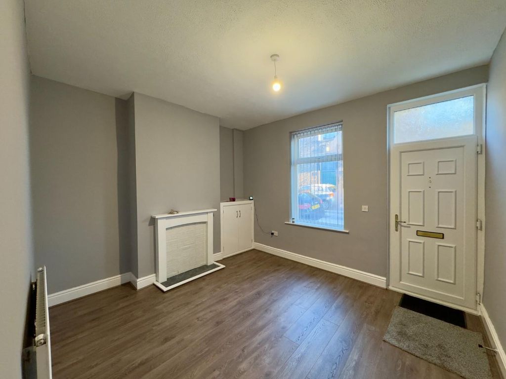 Property photo 2 of 12 Image00009.Jpeg