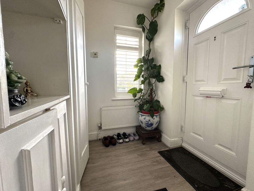 Property photo 2 of 18 Img_2716