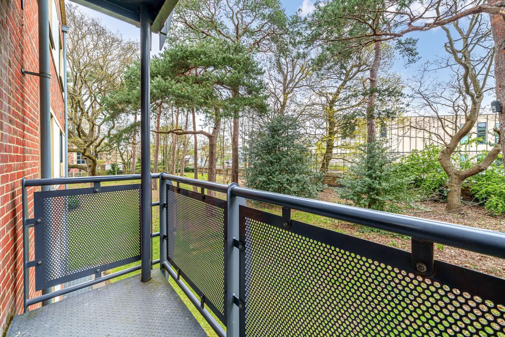 Property photo 2 of 18 Balcony