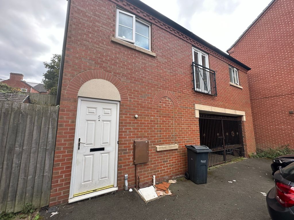 Property photo 1 of 5