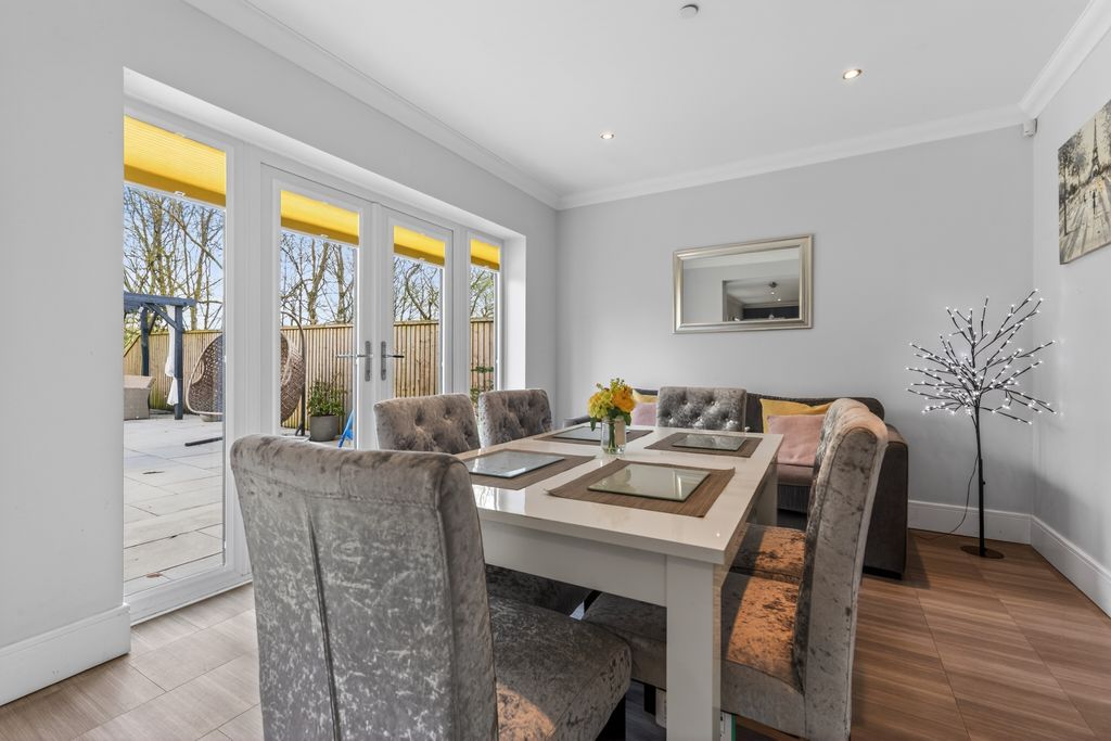 Additional image 13 of 5 bed detached house for saleDrywood Avenue, Manchester M28