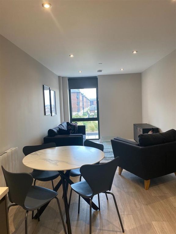 Property photo 3 of 24